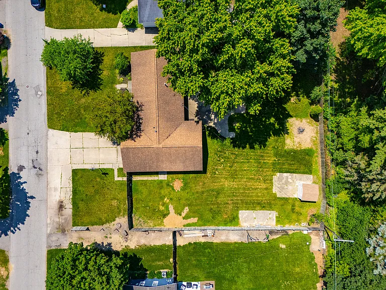 3130 Greenlawn Ave — Photo 30