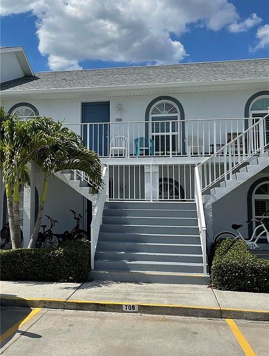1st image of 706 Chelsee Way