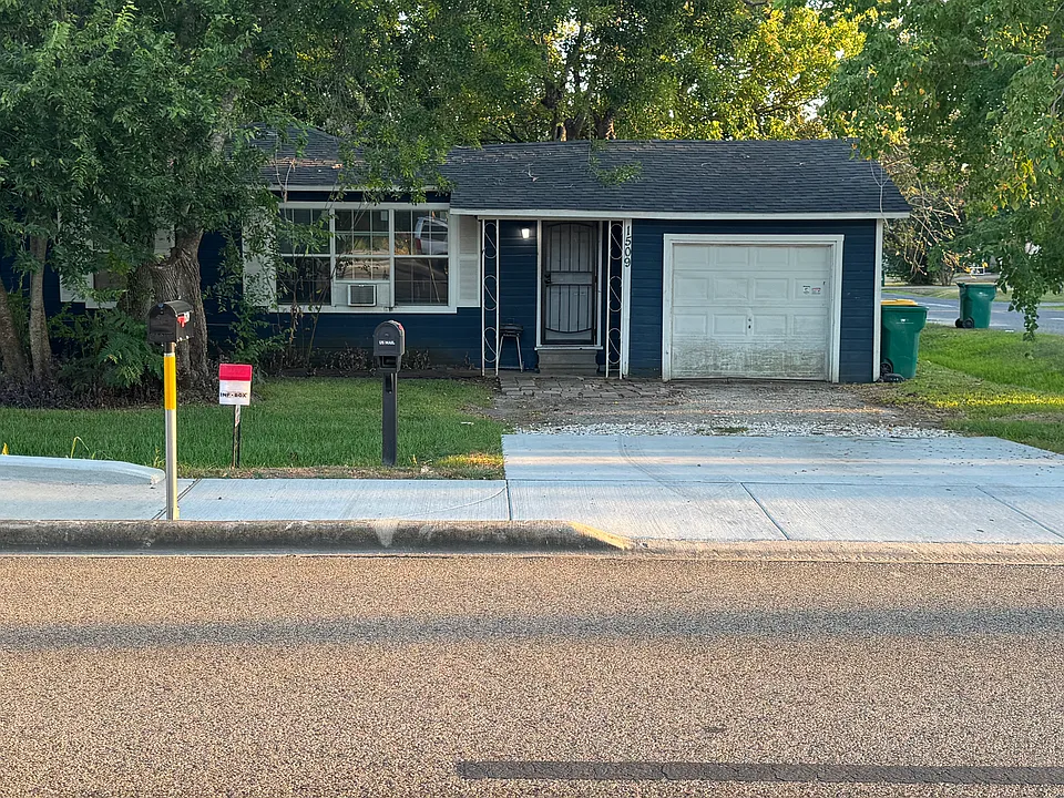 1509 Main St #HOUSE