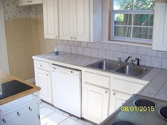 Kitchen Dishwasher