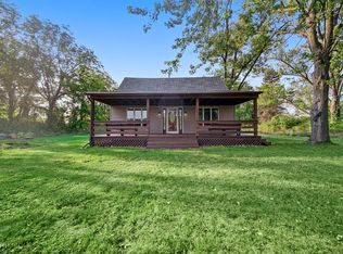 286 Melton Rd, Chesterton, IN 46304