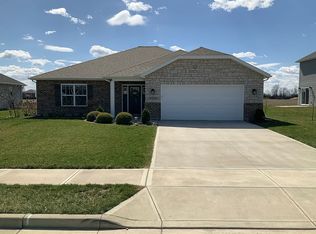 2740 Douglas Dr, Troy, OH 45373