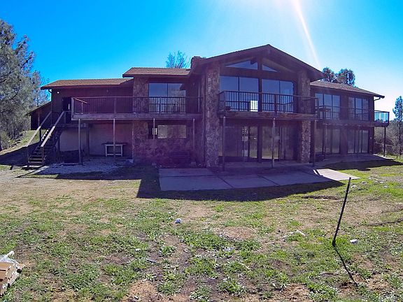 2nd image of 2201 Shingle Springs Dr