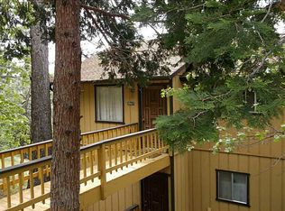 30437 Live Oak Dr, Running Springs, CA 92382