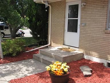 2nd image of 2658 16th Ave