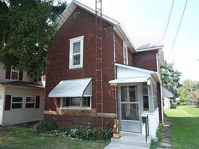 1st image of 914 Elliott St