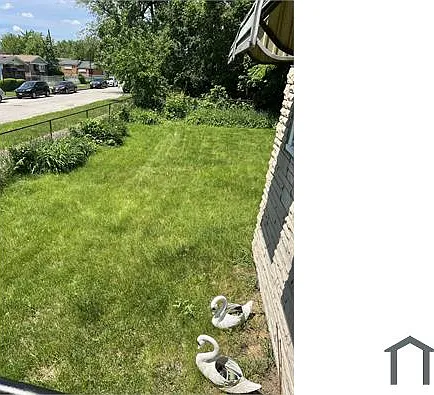 1238 W 108th St — Photo 15