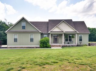 198 Camargo Rd, Fayetteville, TN 37334