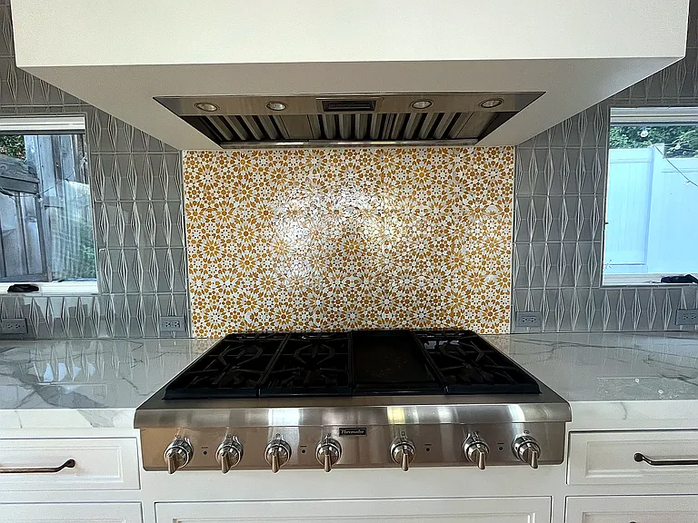 2141 Indian Springs Ln — Photo 3
