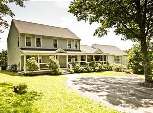 9 Parmenter Rd, Southborough, MA 01772