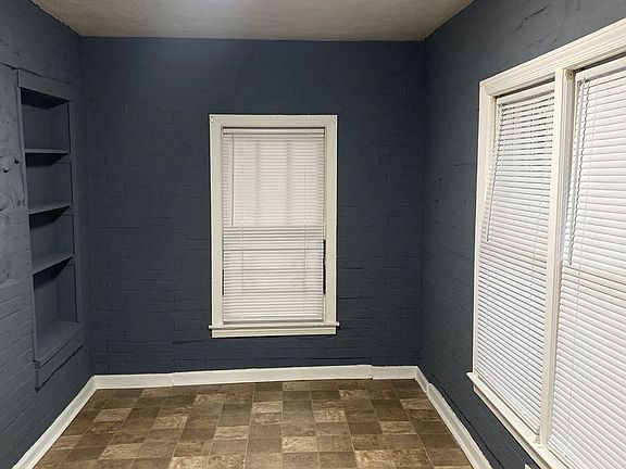 3rd image of 3515 Edgewood Rd APT B