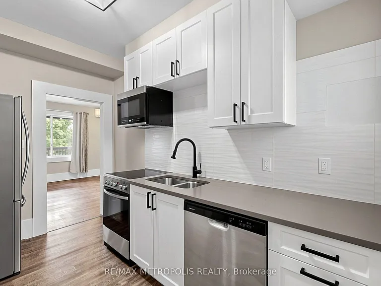 41 Albert St #2 — Photo 7