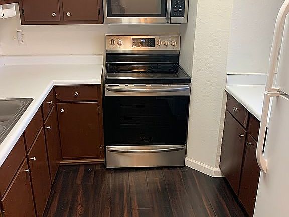 New kitchen floor stove micr