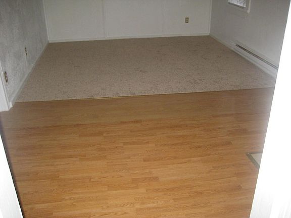 5th image of 1137 Thomas Ave NW
