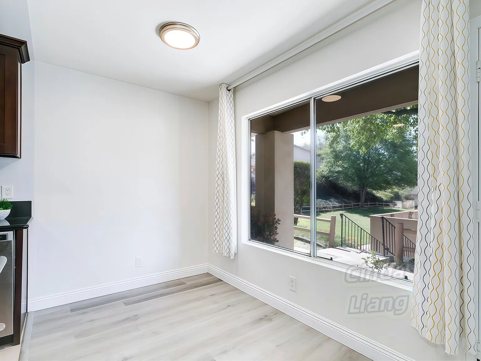 3 bed, 1.5 bath, 1010 sqft, $3,150 — Photo 4