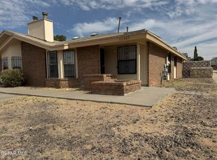 11357 Lake Erie Dr, El Paso, TX 79936