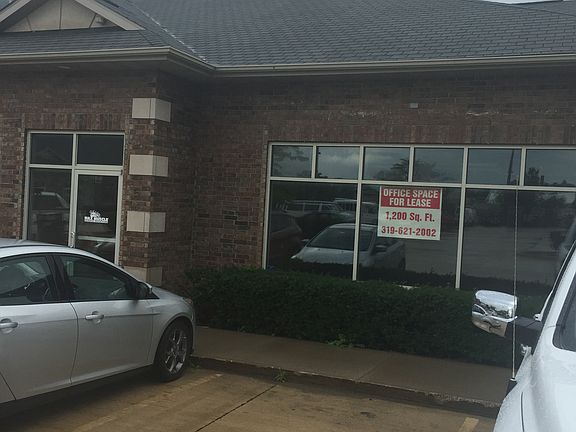 Large windows, natural light!