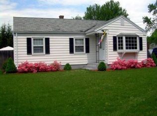 14 Mary Louise St, Springfield, MA 01119