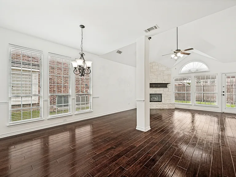 13075 Janet Dr — Photo 34