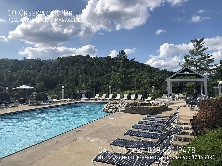 10 Creekwood Dr #8 — Photo 23