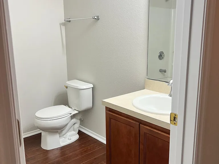 6016 Bartram Village Dr — Photo 20