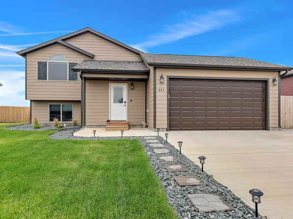 645 Liberty Park Dr, Box Elder, SD 57719