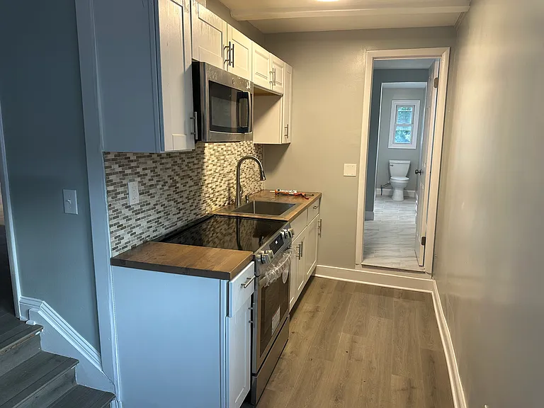 10 Boughton St #A — Photo 1