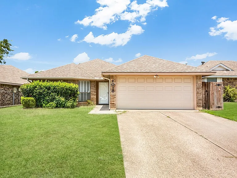1016 Willowbrook Trl — Photo 27