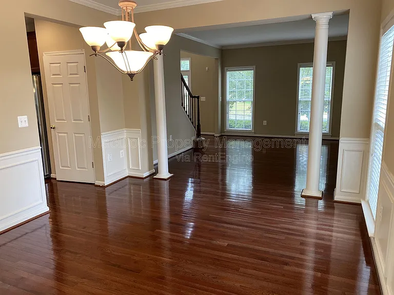 121 Riggs Rd — Photo 9