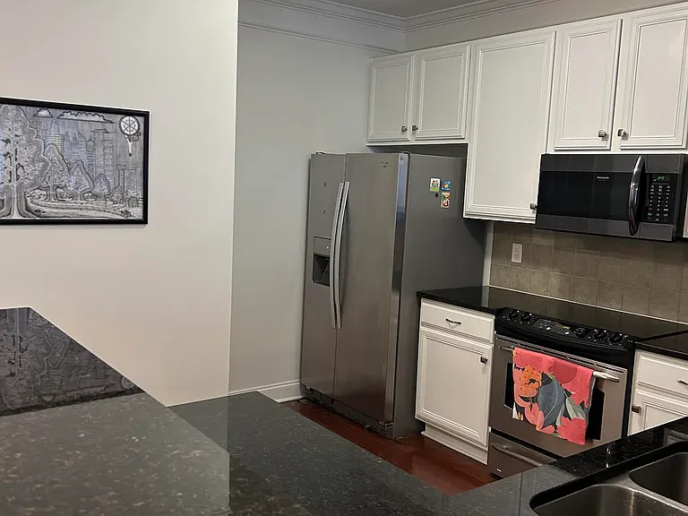 2244 Ashley Crossing Dr #213 — Photo 2