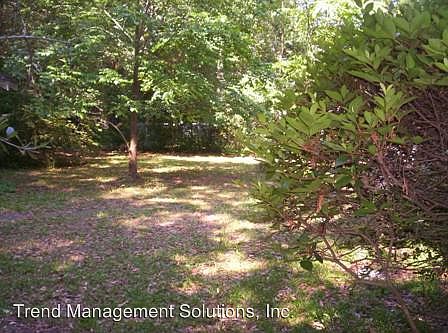 2nd image of 615 NW 31st Pl