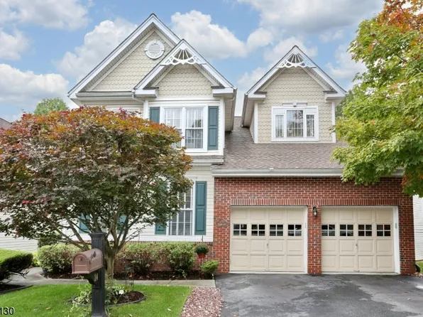 24 Boulder Run, Oakland Boro, NJ 07436