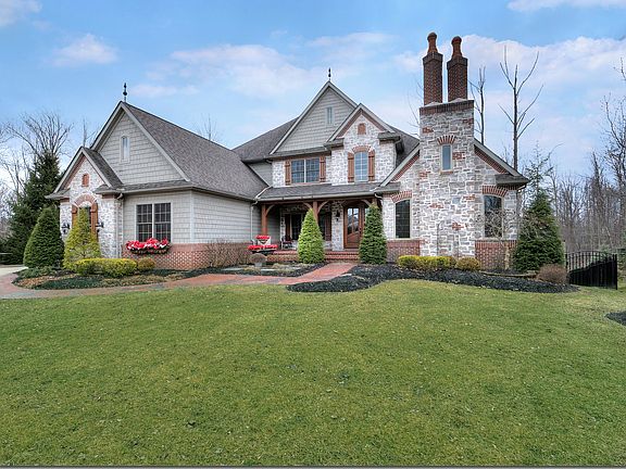 3rd image of 14293 Calderdale Ln