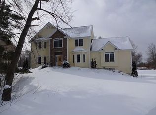 7 Muirfield Ln, Methuen, MA 01844