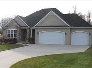 5175 Misty Creek Dr, Kalamazoo, MI 49009