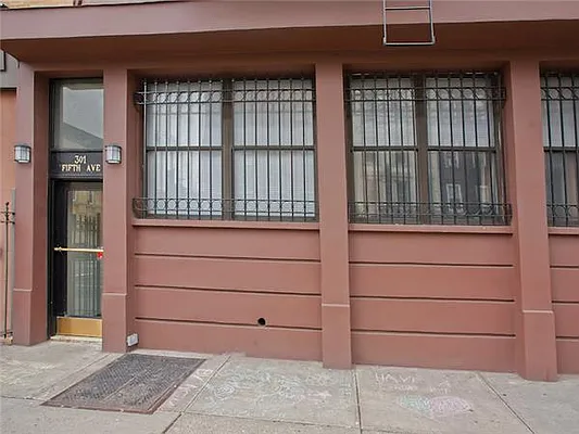 Sold by Avenue Sotheby's International Realty | media 7