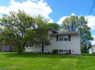 1032 Arnold Ave, Raritan, NJ 08869