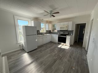 596 Highland Ave APT 2, Waterbury, CT 06708