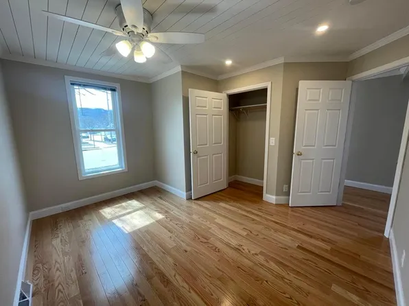 550 E King St, Winona, MN 55987