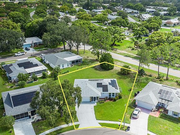 3rd image of 11210 ELDERBERRY DRIVE