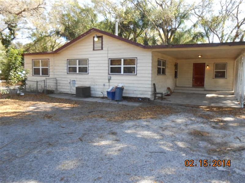 2nd image of 906 40th Ave E