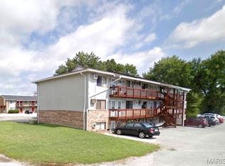 8 N 45th St APT 8, Belleville, IL 62226