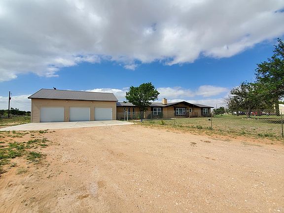3rd image of 2741 E Highway 176