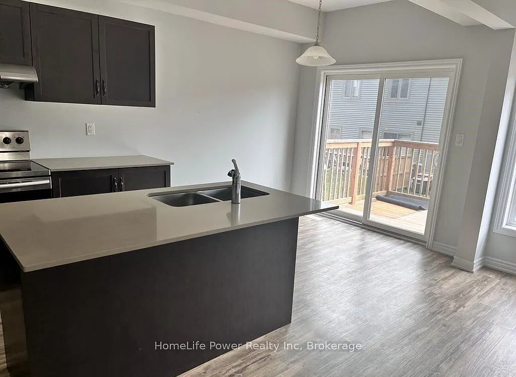 3 bed, $2,800 — Photo 4