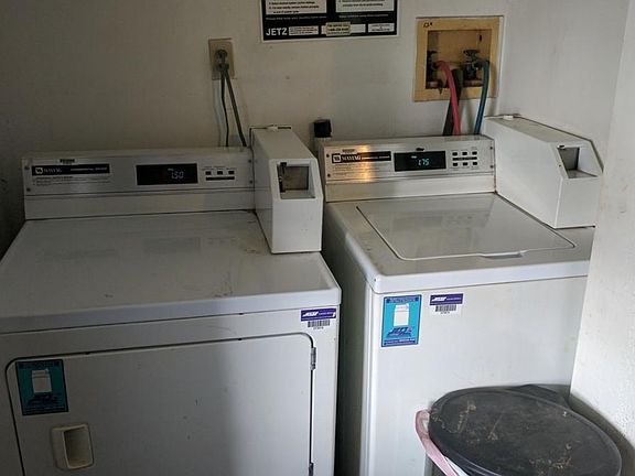 3rd image of 2318 Pierce St APT 1