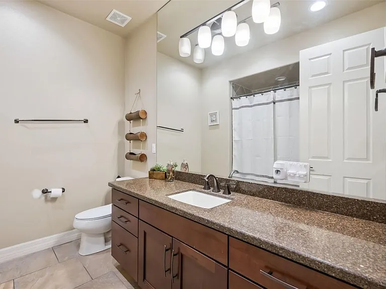 2683 Amati Dr — Photo 10