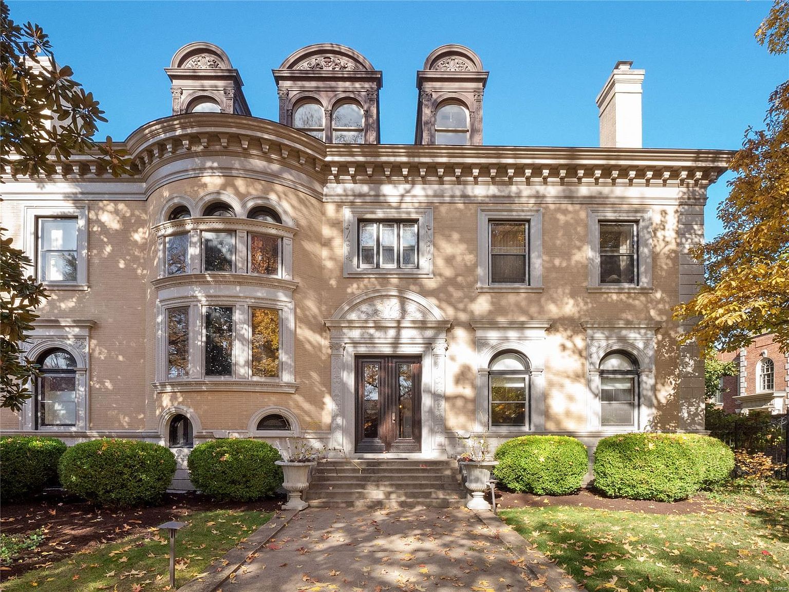 25 Westmoreland Pl, Saint Louis, MO 63108 Zillow