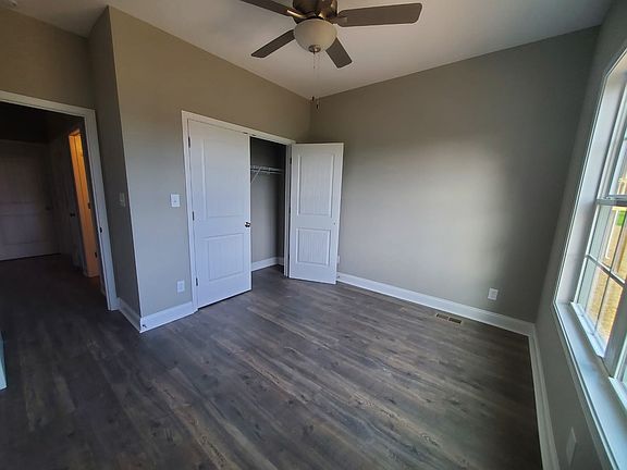 5th image of 636 Farmington Lot 636