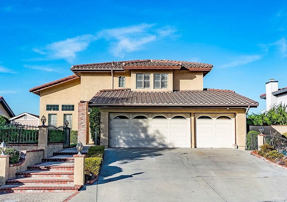 1st image of 3207 Hampton Dr