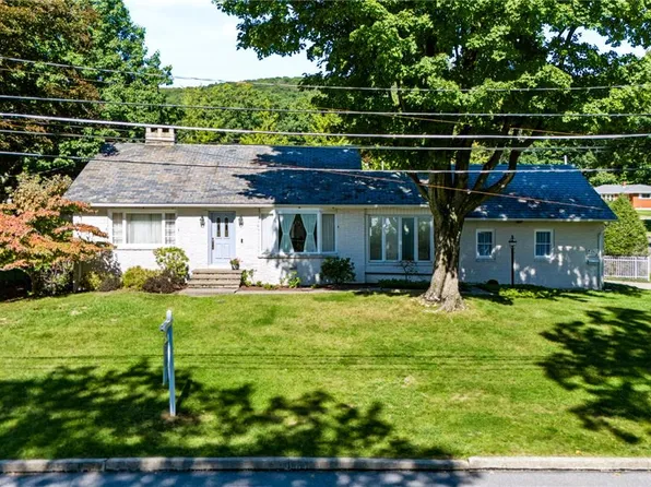 203 Vine St, Pen Argyl, PA 18072